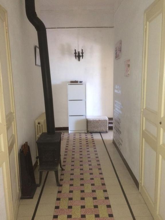 Appartement Sur Sommieres Jusqu'A 6 Personnes Екстер'єр фото