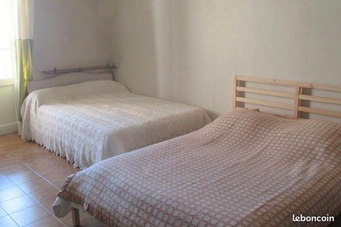 Appartement Sur Sommieres Jusqu'A 6 Personnes Екстер'єр фото